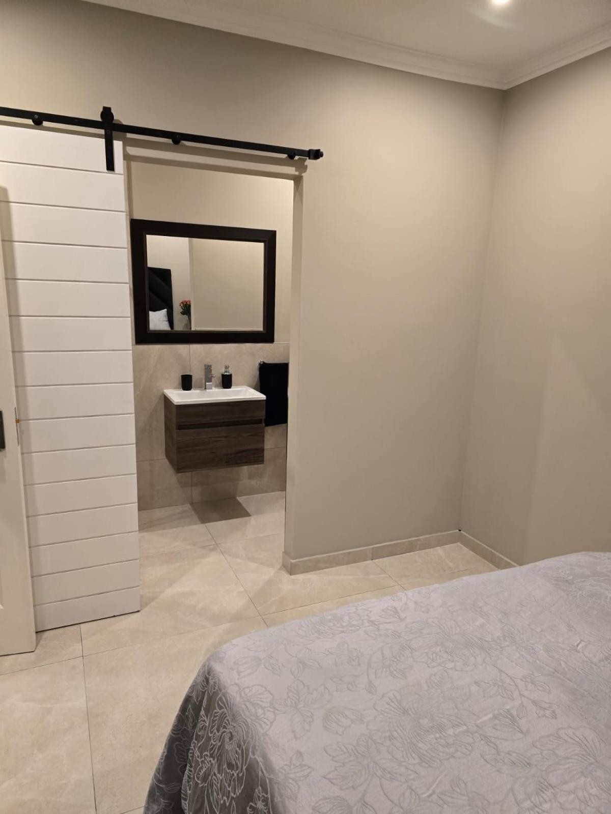 Auti-bros Place Apartment *